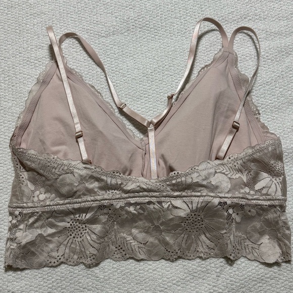 Aerie Eyelash Lace Padded Plunge Bralette in Nude - Picture 5 of 9